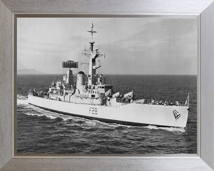 HMS Cleopatra F28 | Photo Print | Framed Print | Leander Class | Frigate | Royal Navy Hampshire Prints