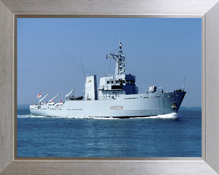 HMS Blackwater M2008 | Photo Print | Framed Print | River Class | Minesweeper | Royal Navy Hampshire Prints