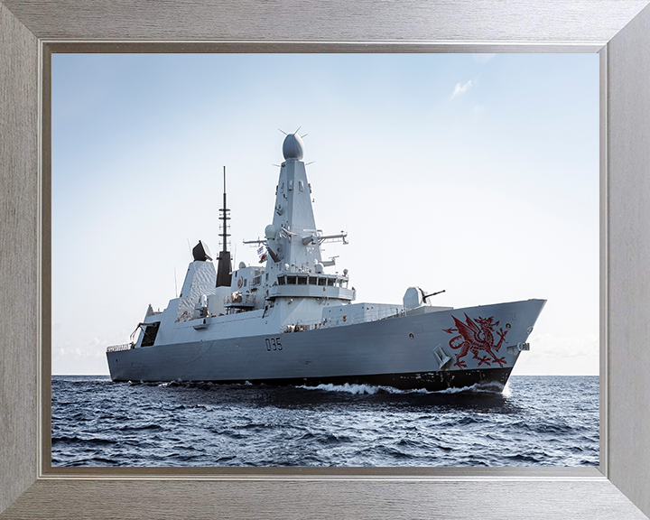 HMS Dragon (D35) Photo Print - Low Starboard View - Royal Navy Type 45 Destroyer Hampshire Prints 10 x 8 Silver Frame No