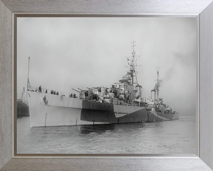 HMS Diadem 84 | Photo Print | Framed Print | Dido Class | Cruiser | Royal Navy Hampshire Prints