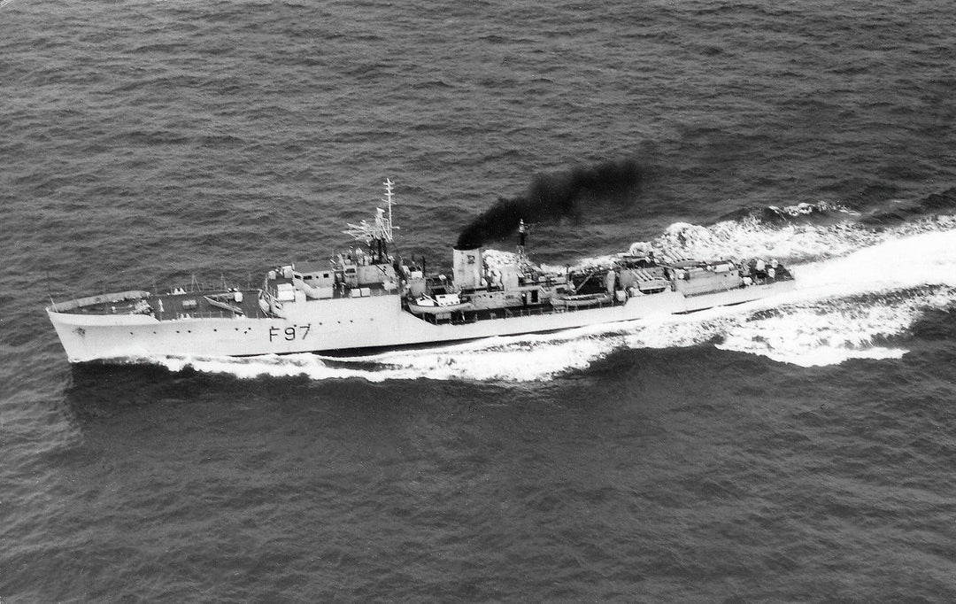 HMS Russell F97 | Photo Print | Framed Print | Blackwood Class | Frigate | Royal Navy Hampshire Prints