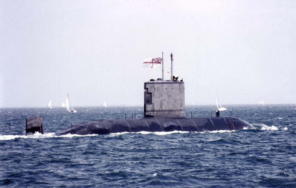 HMS Ursula (S42) Photo Print - Starboard View - Royal Navy Victoria Class Submarine Posters, Prints, & Visual Artwork Hampshire Prints 6 x 4 No Frame No