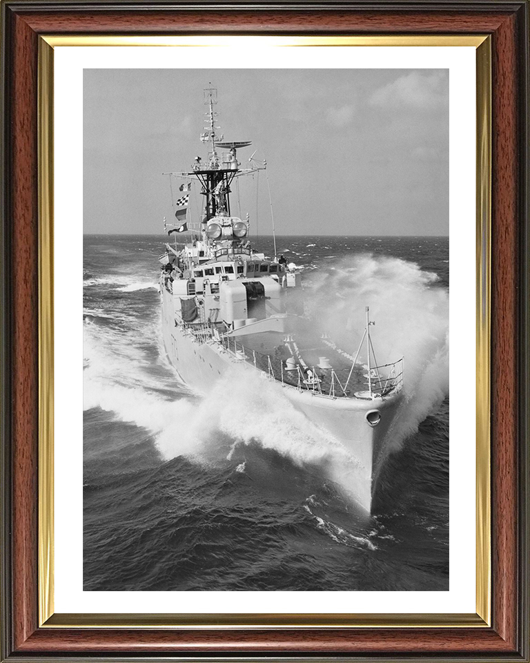 HMS Eastbourne F73 | Photo Print | Framed Print | Whitby Class | Frigate | Royal Navy Hampshire Prints