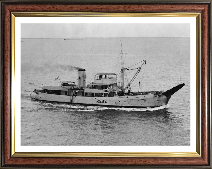 HMS Barfoam P282 | Photo Print | Framed Print | Bar Class | Boom defence vessel | Royal Navy Hampshire Prints