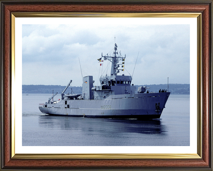 HMS Blackwater M2008 | Photo Print | Framed Print | River Class | Minesweeper | Royal Navy Hampshire Prints