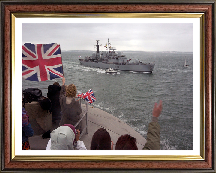 HMS Cardiff D108 Royal Navy Type 42 destroyer Photo Print or Framed Print - Hampshire Prints