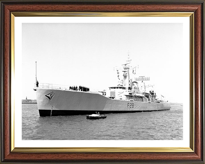 HMS Cleopatra F28 | Photo Print | Framed Print | Leander Class | Frigate | Royal Navy Hampshire Prints