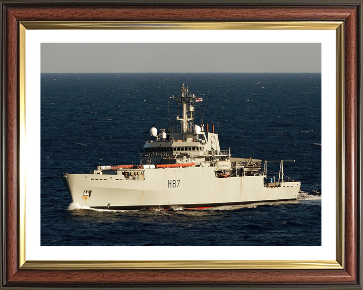 HMS Echo H87 | Photo Print | Framed Print | Echo Class | Survey Vessel | Royal Navy Hampshire Prints