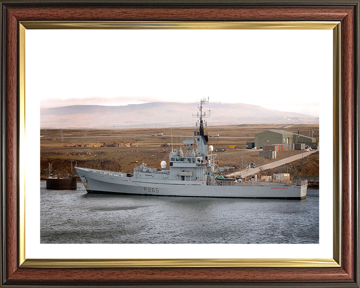 HMS Dumbarton Castle P265 | Photo Print | Framed Print | Castle Class | Patrol Vessel | Royal Navy Hampshire Prints