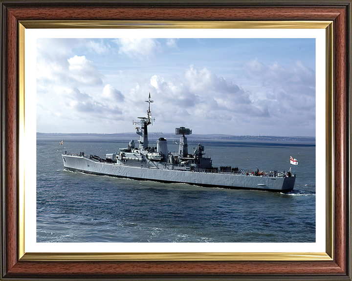HMS Ariadne F72 | Photo Print | Framed Print | Leander Class | Frigate | Royal Navy Hampshire Prints