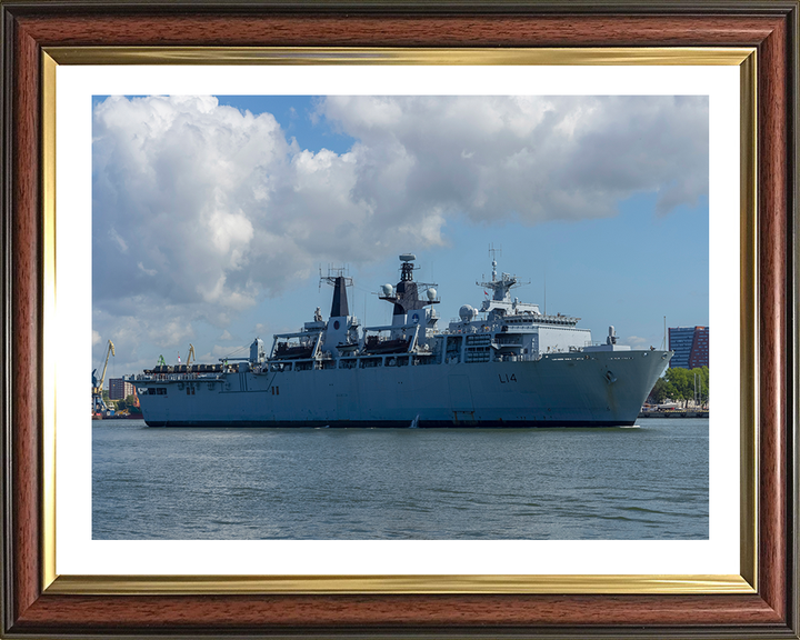 HMS Albion L14 | Photo Print | Framed Print | Albion Class | Amphibious ship | Royal Navy Hampshire Prints