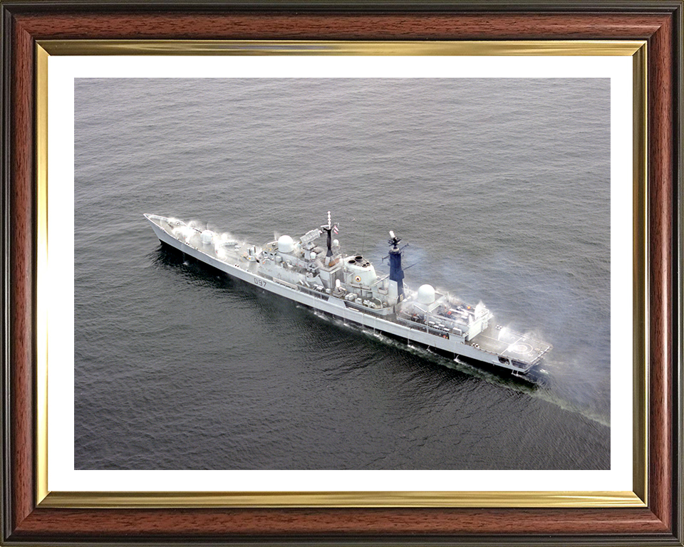 HMS Edinburgh (D97) Photo Print - Pre Wetting - Royal Navy Type 42 Destroyer Hampshire Prints 10 x 8 Classic Frame Yes