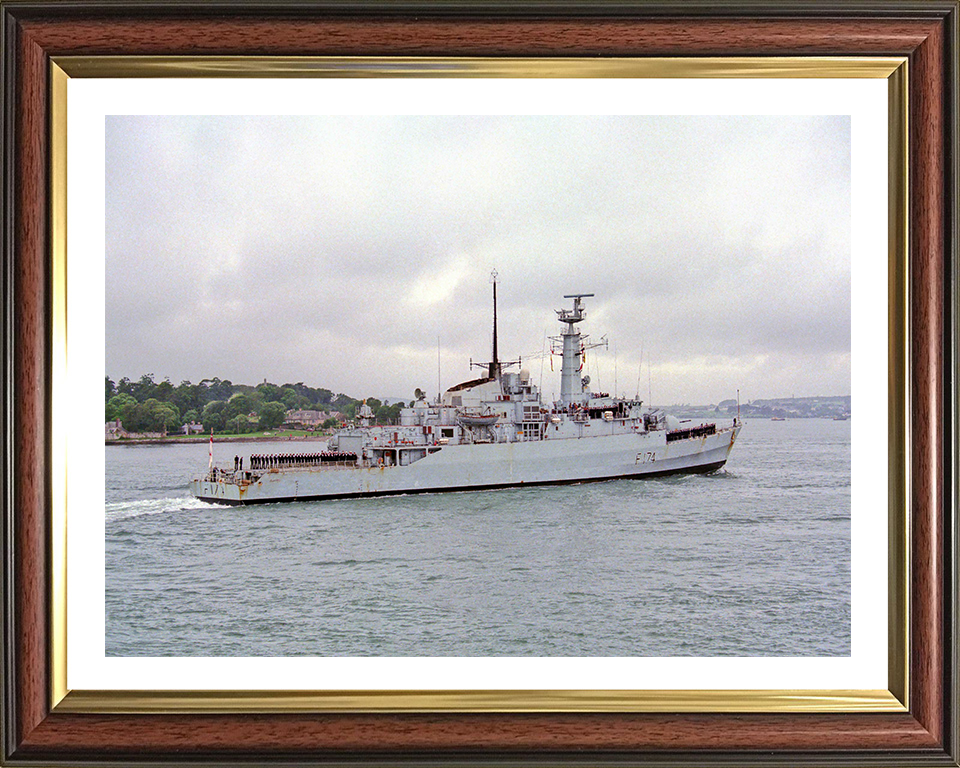HMS Alacrity (F174) Photo Print - Starboard View - Royal Navy Type 21 Frigate Hampshire Prints 10 x 8 Classic Frame Yes