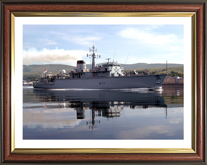 HMS Brocklesby M33 Royal Navy Hunt class Mine Counter Measures Vessel Photo Print or Framed Print - Hampshire Prints