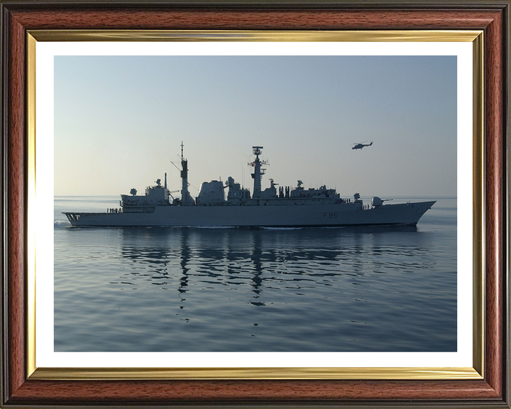 HMS Campbeltown (F86) Photo Print - Starboard Beam Reflections - Royal Navy Type 22 Frigate Hampshire Prints 10 x 8 Classic Frame Yes