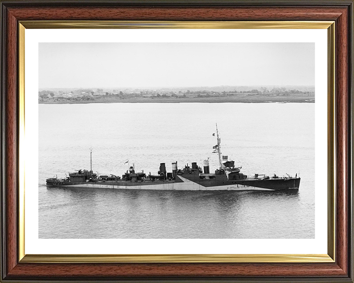 HMS Churchill I45 | Photo Print | Framed Print | Town Class | Destroyer | Royal Navy Hampshire Prints