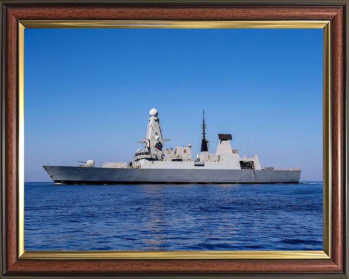 HMS Duncan (D37) Photo Print - Port Beam View - Royal Navy Type 45 Destroyer Hampshire Prints 10 x 8 Classic Frame No