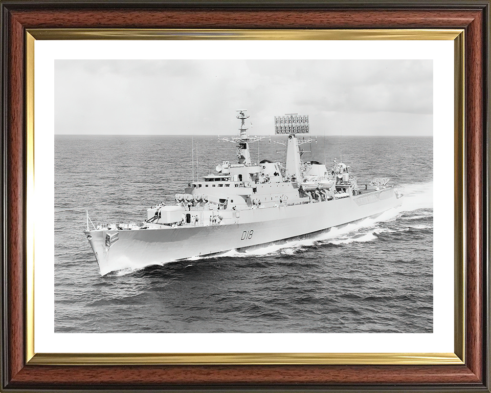 HMS Antrim D18 | Photo Print | Framed Print | County Class | Destroyer | Royal Navy Hampshire Prints