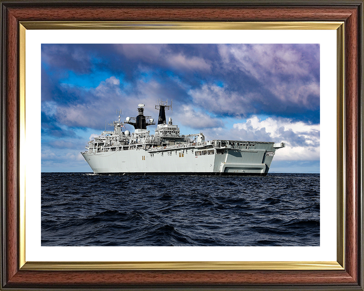 HMS Albion L14 | Photo Print | Framed Print | Albion Class | Amphibious ship | Royal Navy Hampshire Prints