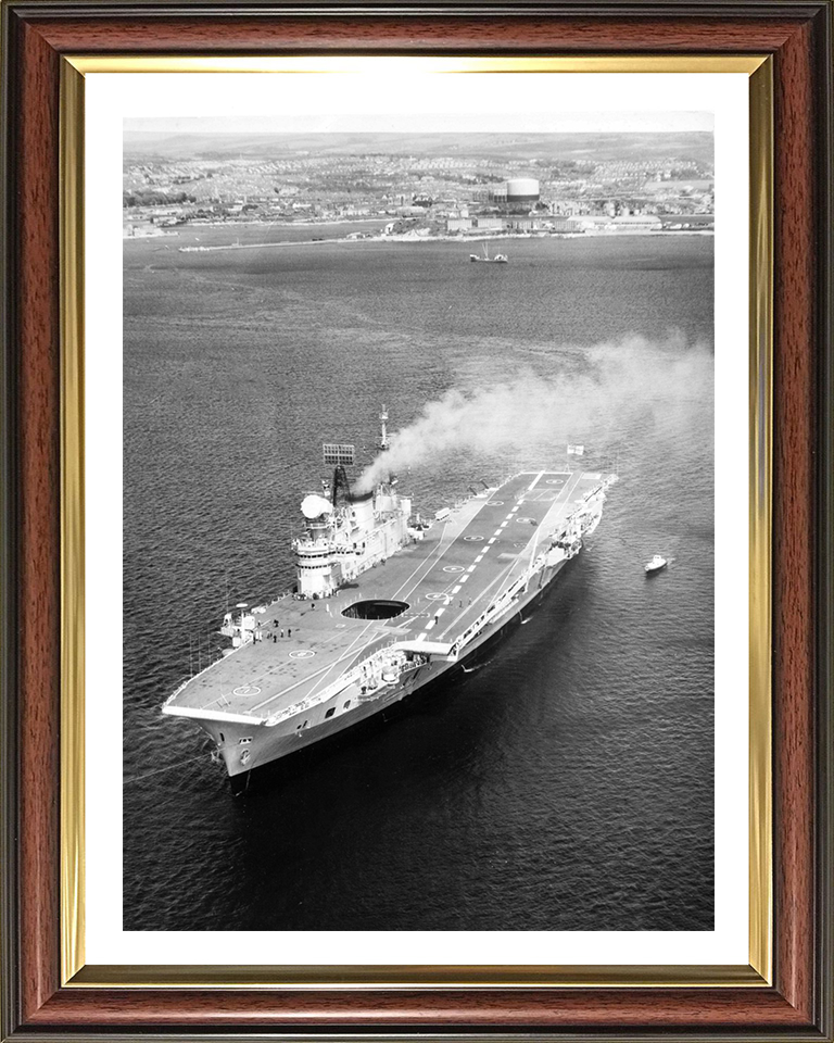 HMS Eagle R05 Royal Navy Audacious class aircraft carrier Photo Print or Framed Print - Hampshire Prints