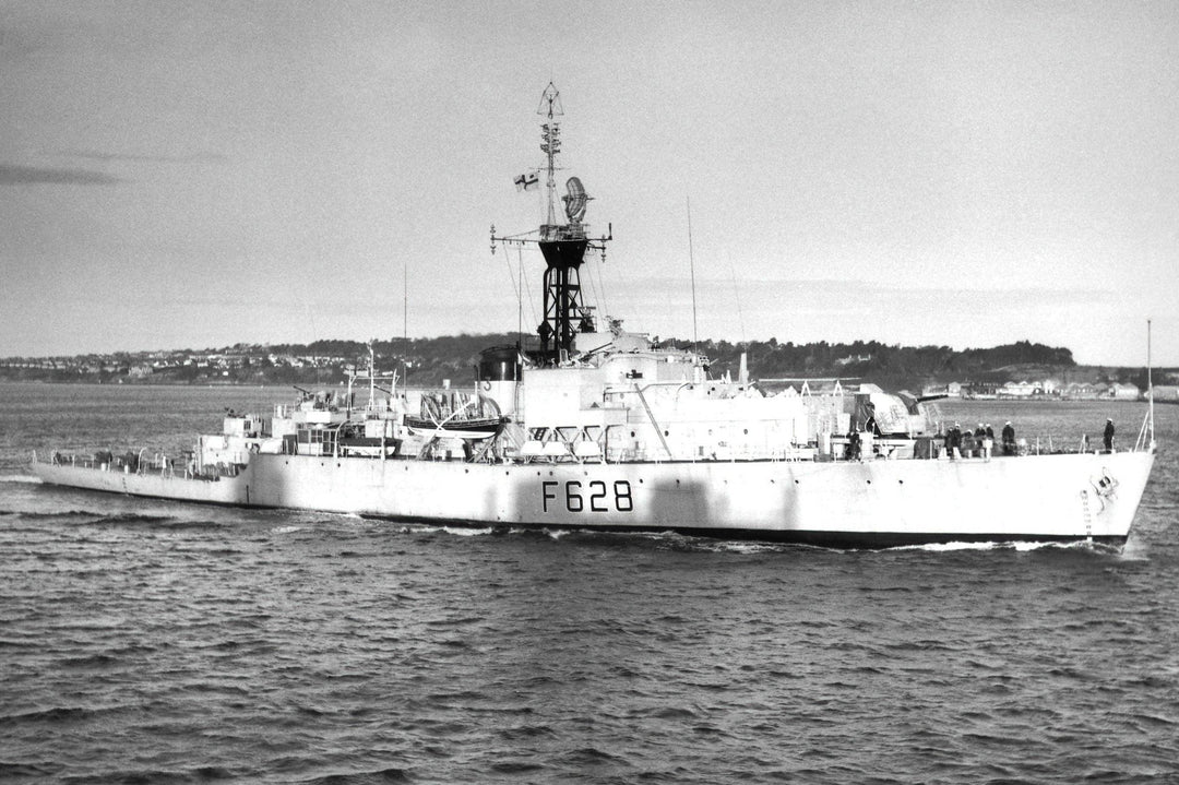 HMS Loch Killisport K628 (F628) Royal Navy Loch class frigate Photo Print or Framed Print - Hampshire Prints