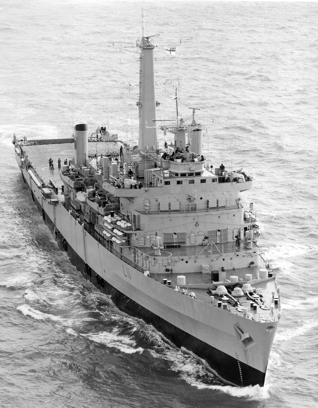HMS Intrepid L11 | Photo Print | Framed Print | Fearless Class | Amphibious Ship | Royal Navy Hampshire Prints