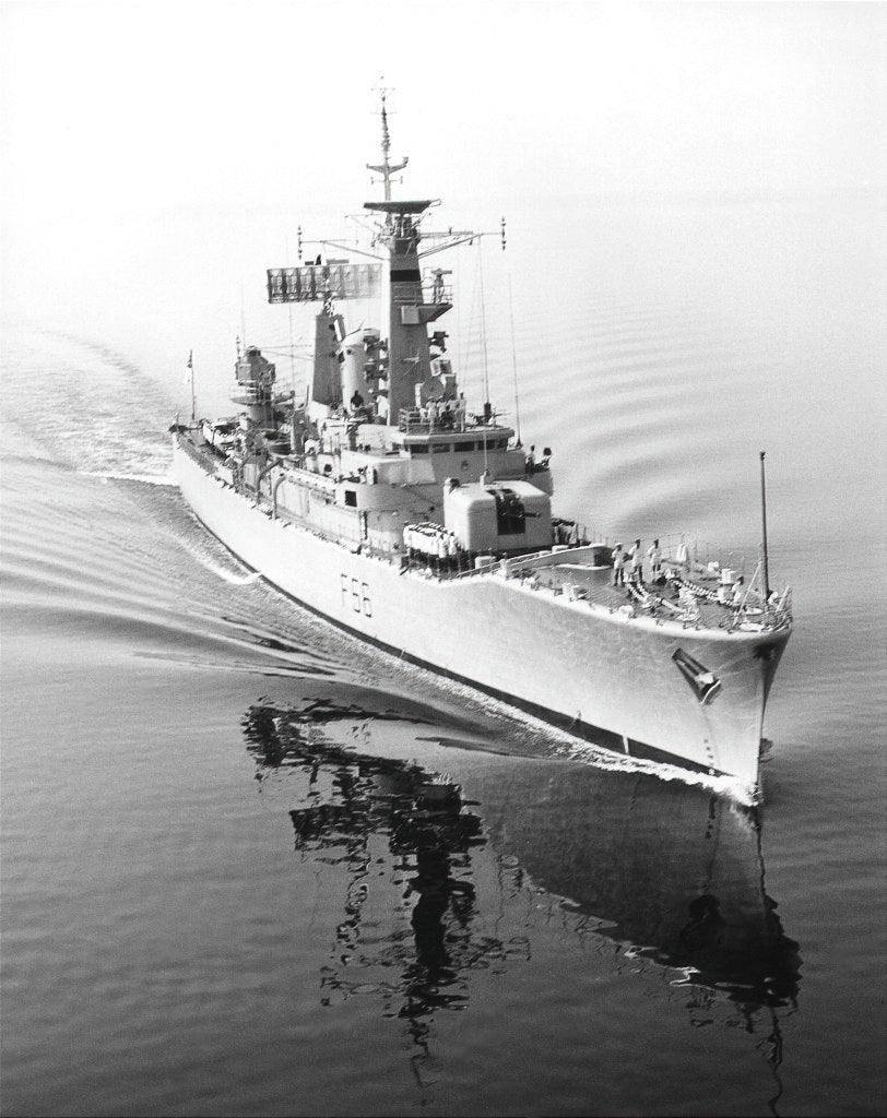 HMS Argonaut F56 Royal Navy Leander class frigate Photo Print or Framed Print - Hampshire Prints