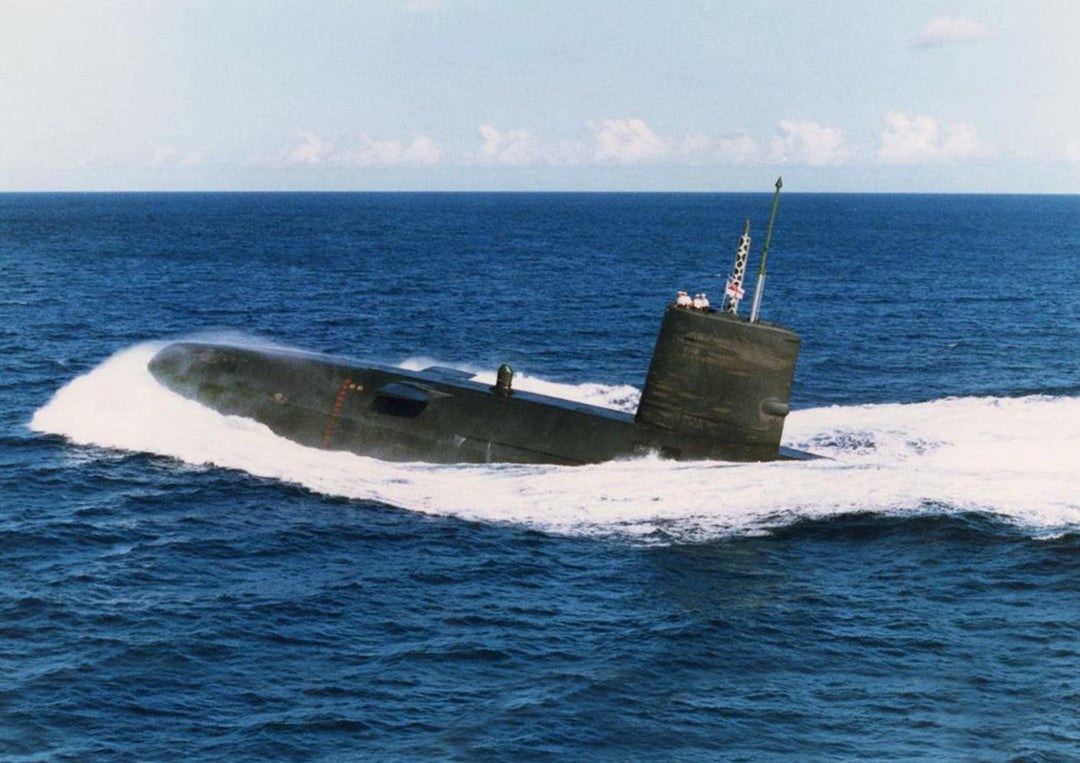 HMS Courageous (S50) Photo Print - At Sea - Royal Navy Churchill Class Submarine Posters, Prints, & Visual Artwork Hampshire Prints 6 x 4 No Frame No