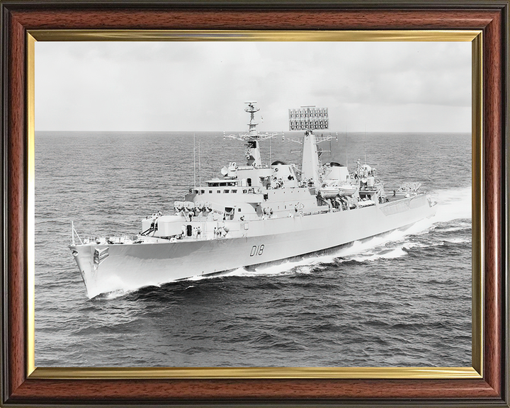 HMS Antrim D18 | Photo Print | Framed Print | County Class | Destroyer | Royal Navy Hampshire Prints