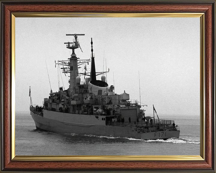 HMS Avenger F185 | Photo Print | Framed Print | Poster | Type 21 | Frigate | Royal Navy Hampshire Prints