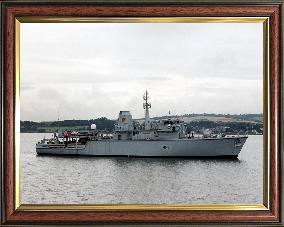 HMS Brecon M29 | Photo Print | Framed Print | Hunt Class | Mine Warfare Vessel | Royal Navy Hampshire Prints