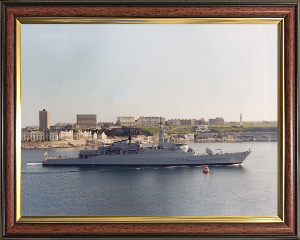 HMS Amazon (F169) Photo Print - Leaving Plymouth - Royal Navy Type 21 Frigate Hampshire Prints 10 x 8 Classic Frame No
