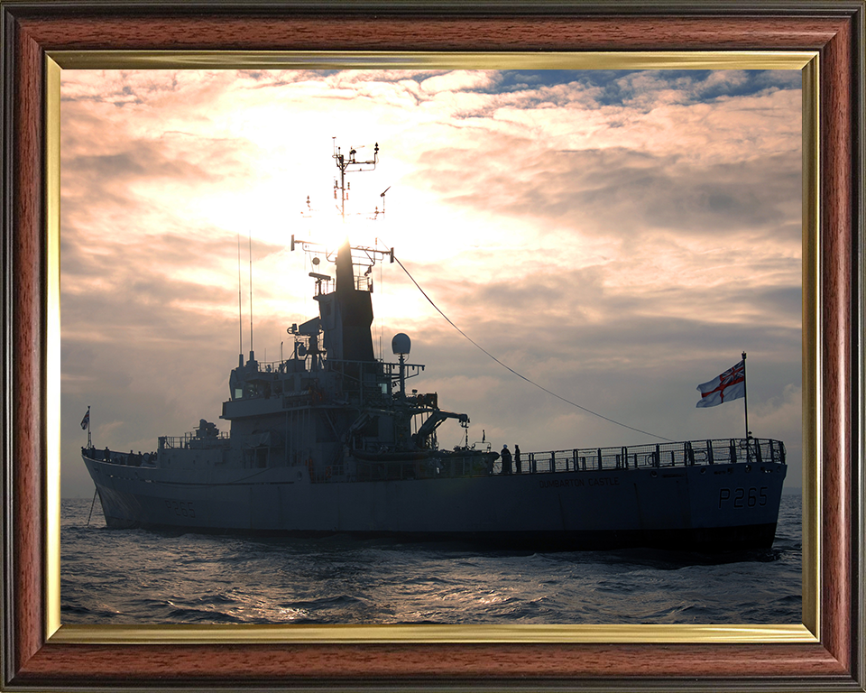 HMS Dumbarton Castle P265 | Photo Print | Framed Print | Castle Class | Patrol Vessel | Royal Navy Hampshire Prints
