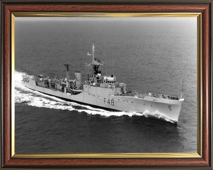 HMS Dundas F48 | Photo Print | Framed Print | Blackwood Class | Frigate | Royal Navy Hampshire Prints
