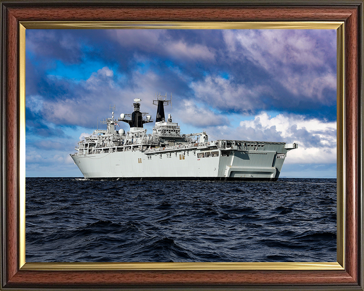 HMS Albion L14 | Photo Print | Framed Print | Albion Class | Amphibious ship | Royal Navy Hampshire Prints