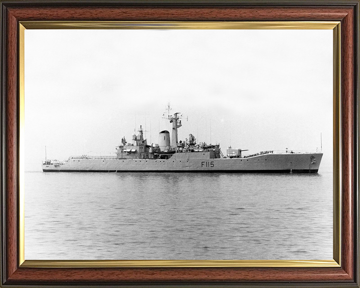HMS Berwick F115 | Photo Print | Framed Print | Rothesay Class | Frigate | Royal Navy Hampshire Prints