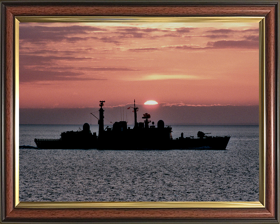 HMS Cardiff D108 | Photo Print | Framed Print | Poster | Type 42 | Destroyer | Royal Navy Hampshire Prints