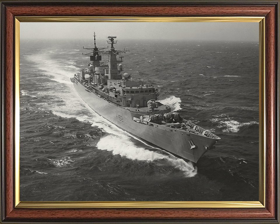 HMS Boxer (F92) Photo Print - High Starboard Bow View - Royal Navy Type 22 Frigate Hampshire Prints 10 x 8 Classic Frame No