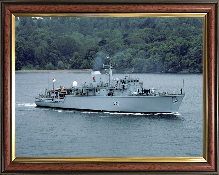HMS Berkeley M40 | Photo Print | Framed Print | Hunt Class | Mine Warfare Vessel | Royal Navy Hampshire Prints