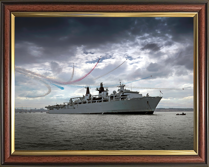 HMS Bulwark L15 Royal Navy Albion class amphibious ship Photo Print or Framed Print - Hampshire Prints