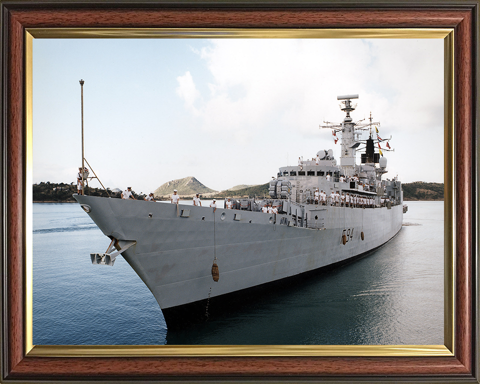 HMS Brave (F94) Photo Print - Entering Harbour - Royal Navy Type 22 Frigate Hampshire Prints 10 x 8 Classic Frame No