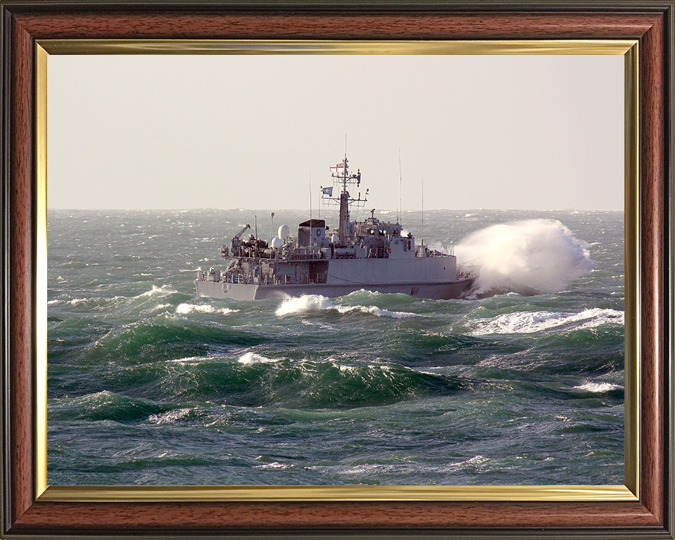 HMS Blyth (M111) Photo Print - In Heavy Seas - Royal Navy Sandown Class Minehunter Hampshire Prints 10 x 8 Classic Frame No
