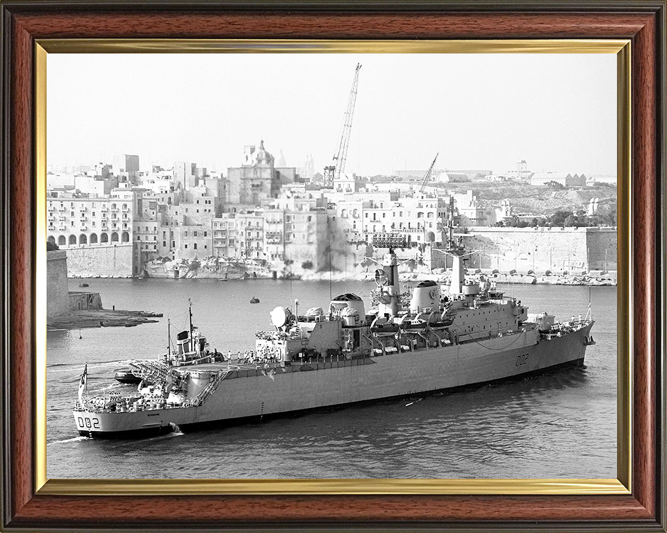 HMS Devonshire D02 | Photo Print | Framed Print | County Class | Destroyer | Royal Navy Hampshire Prints