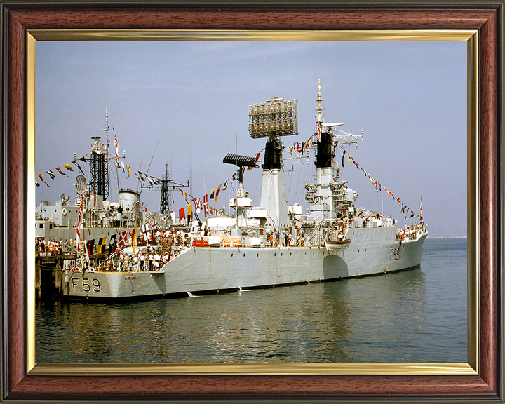 HMS Chichester F59 | Photo Print | Framed Print | Salisbury Class | Frigate | Royal Navy Hampshire Prints