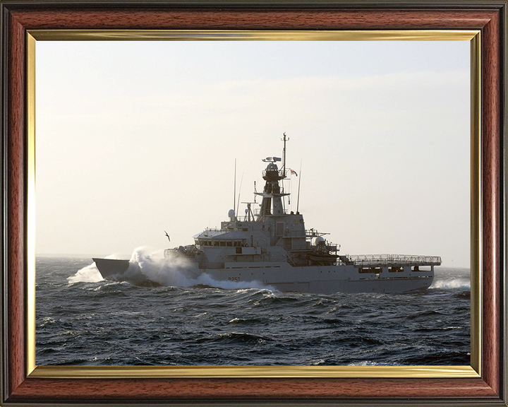 HMS Clyde P257 | Photo Print | Framed Print | River Class | Patrol Vessel | Royal Navy Hampshire Prints
