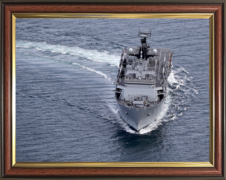 HMS Albion L14 | Photo Print | Framed Print | Albion Class | Amphibious ship | Royal Navy Hampshire Prints