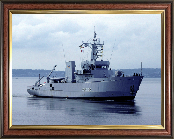 HMS Blackwater M2008 | Photo Print | Framed Print | River Class | Minesweeper | Royal Navy Hampshire Prints