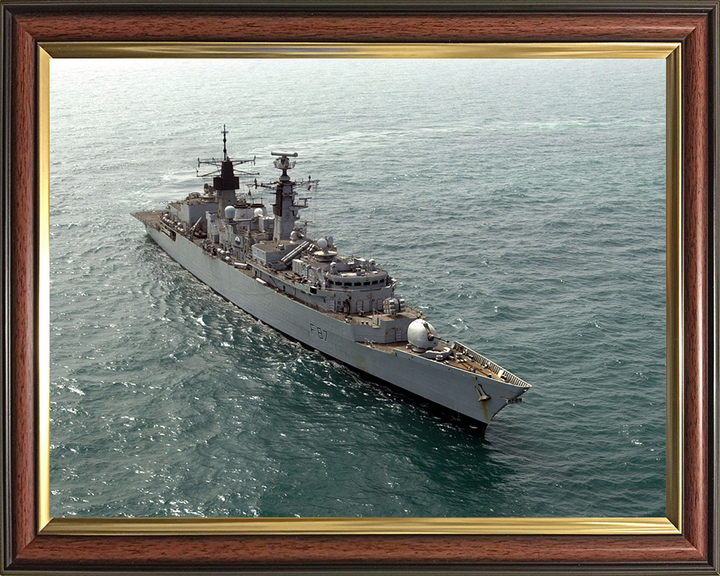 HMS Chatham (F87) Photo Print - Turning to Port - Royal Navy Type 22 Frigate Hampshire Prints 10 x 8 Classic Frame No