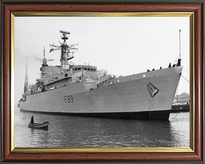 HMS Battleaxe F89 Royal Navy Type 22 Frigate Photo Print or Framed Print - Hampshire Prints