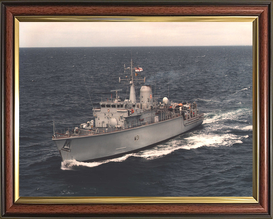 HMS Cattistock (M31) Photo Print - Port Side View at Sea - Royal Navy Hunt Class MineHunter Hampshire Prints 10 x 8 Classic Frame No